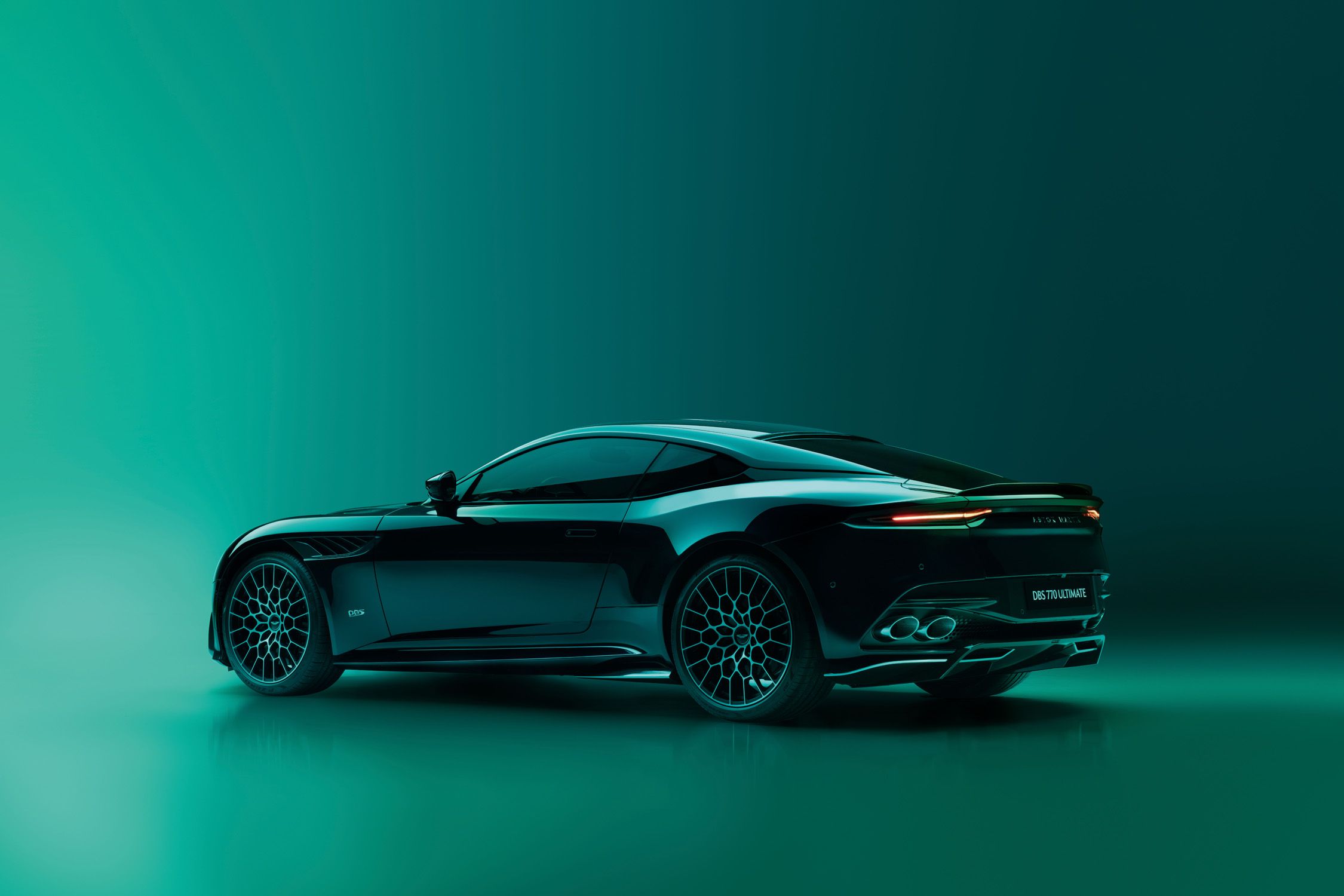 2023 Aston Martin DBS 770 Ultimate