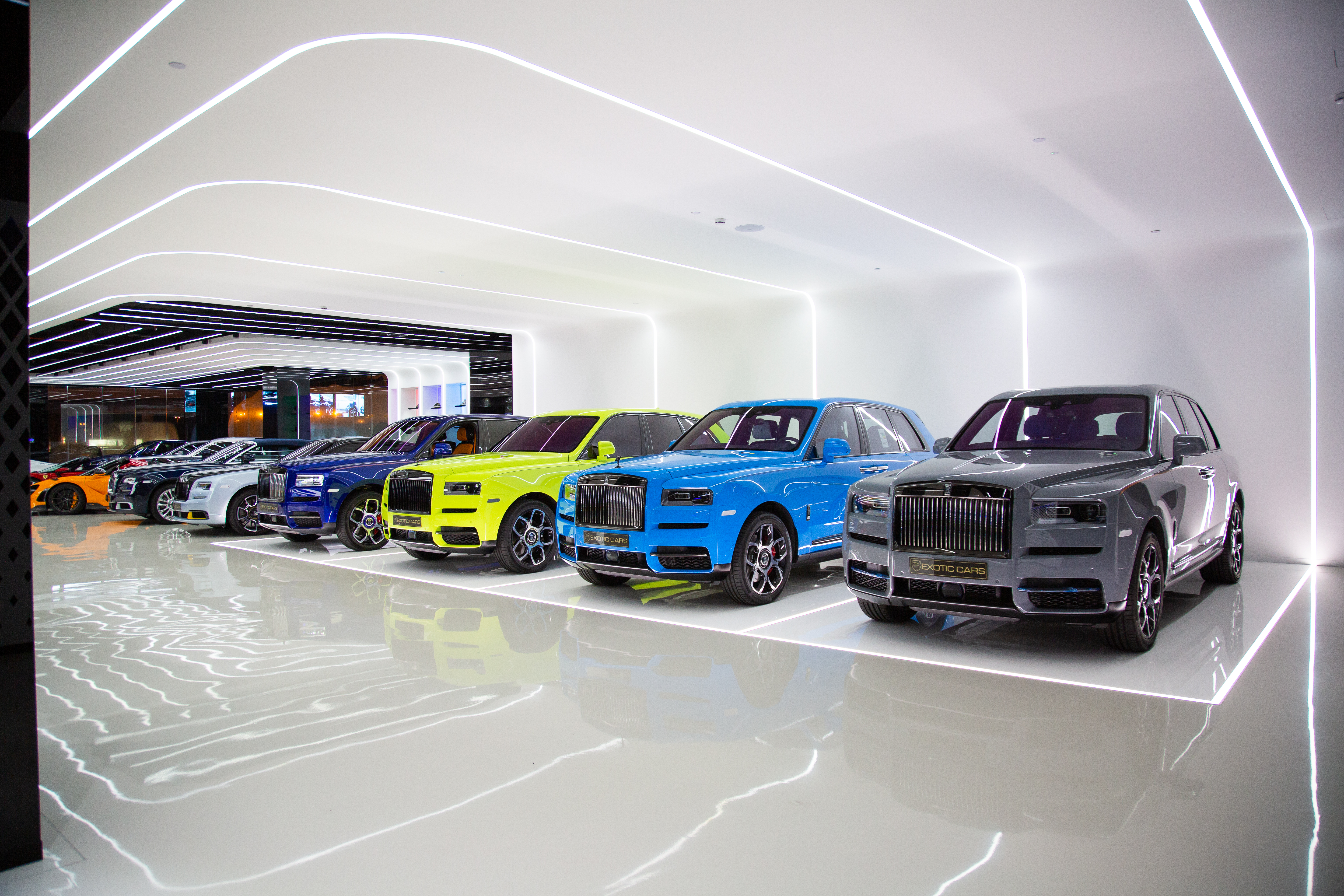 Unveiling the Extraordinary: 5 Exclusive Features of the Rolls-Royce Cullinan