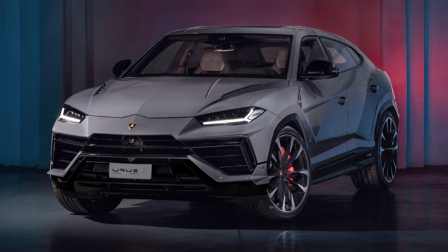 The New Lamborghini Urus S