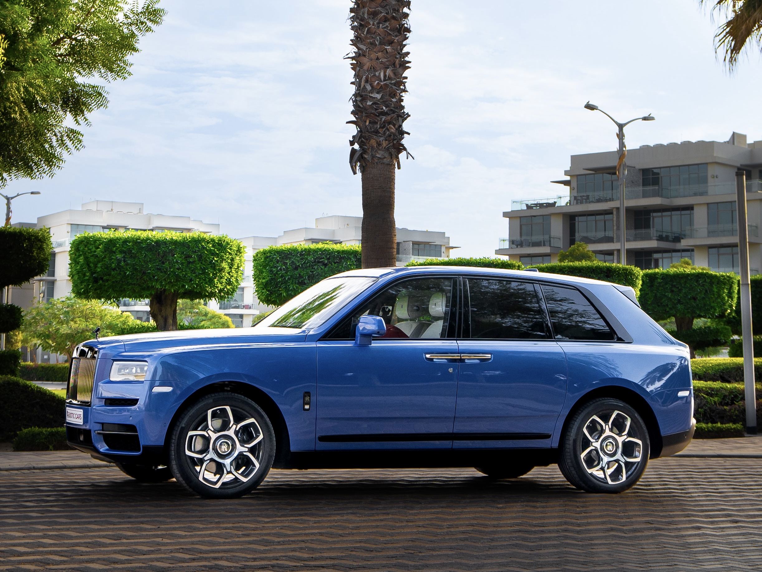 Rolls Royce: The Ultimate Luxury Vehicle for Dubai